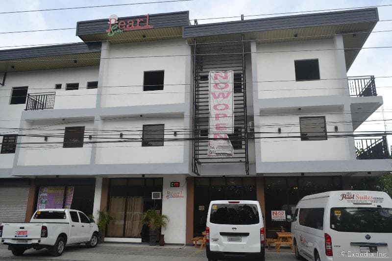 Pearl Suites 4