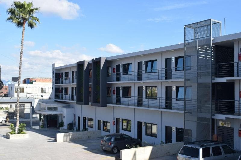 Hotel Pacific 5