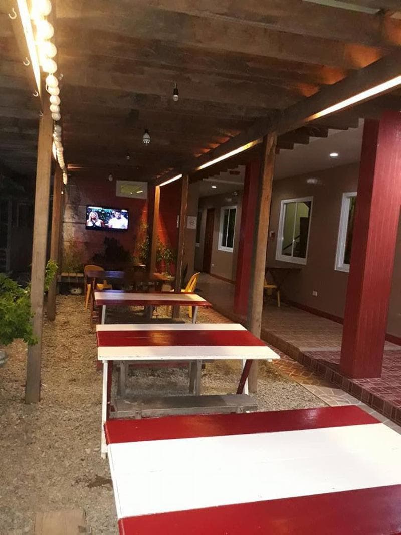 North Blue Bay Inn main