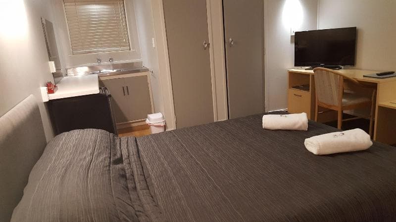 Amble Inn Motel - Masterton photo 1