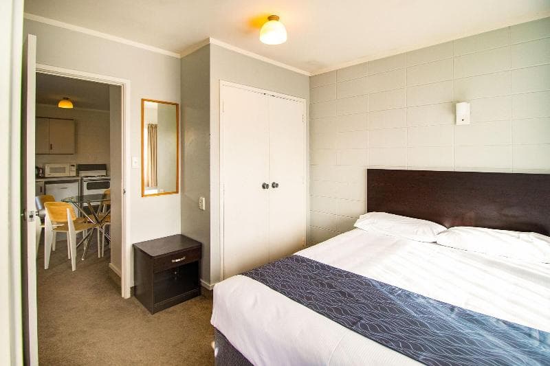 Takapuna International Motor Lodge 3