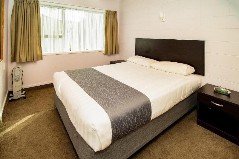 Takapuna International Motor Lodge 4