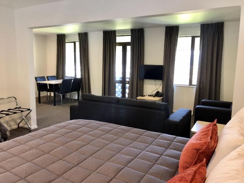 The Bealey Hotel 4
