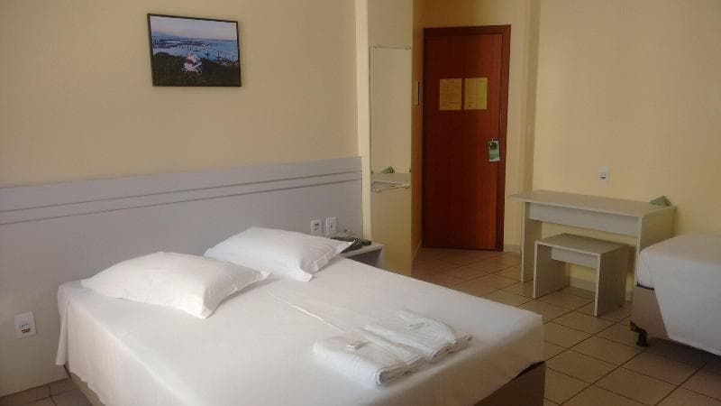 Lord Hotel Camburi 4