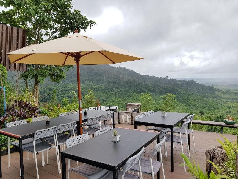 The Proud Green Garden Hill Resort main