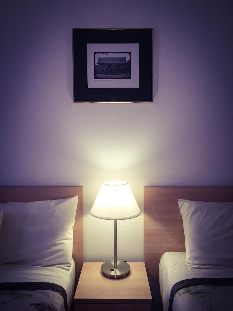 Ten Dollar Town Motel 5