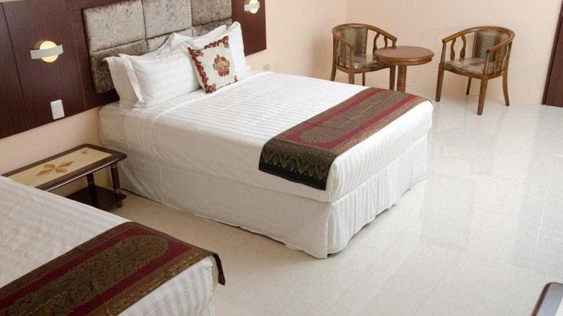 Grand Diamond Hotel Trinidad 5
