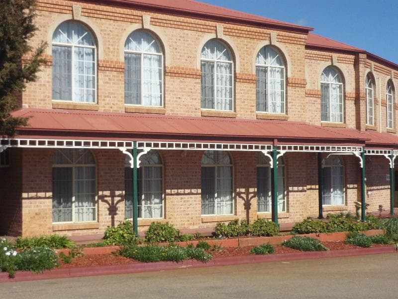 Heritage Motor Inn Goulburn 5