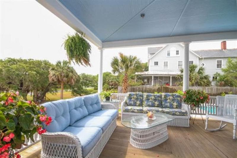Surf Song Bed & Breakfast 5