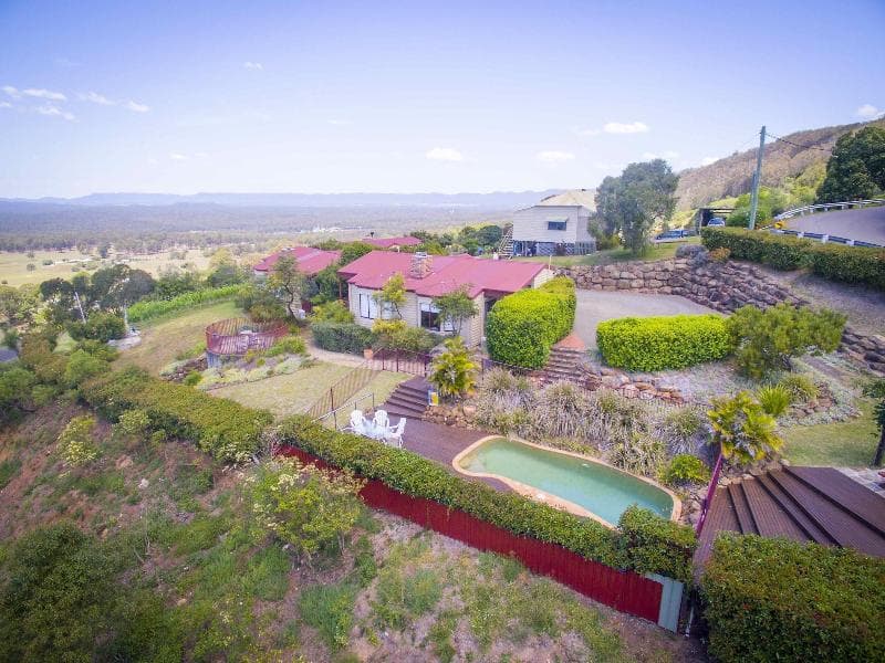 Bimbadeen Estate (Adults Only) 3