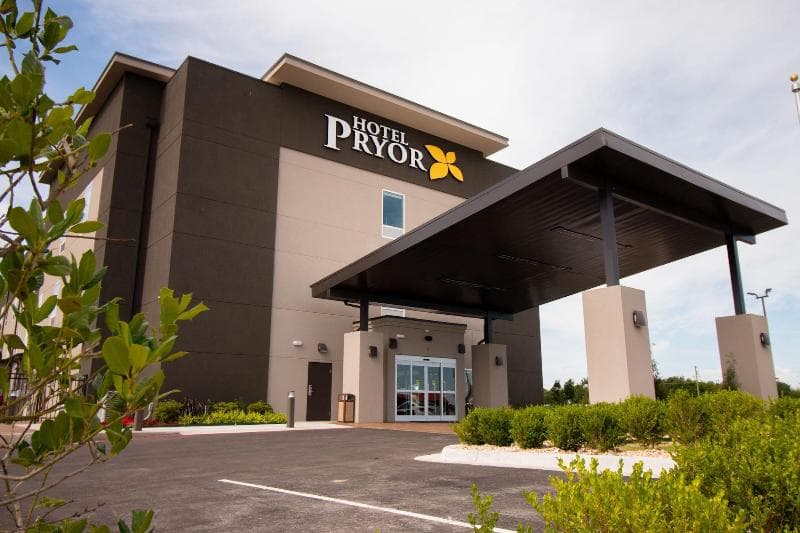 Hotel Pryor 5