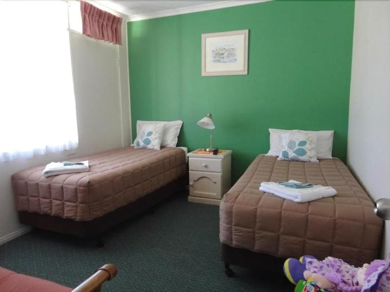Alstonville Settlers Motel 4