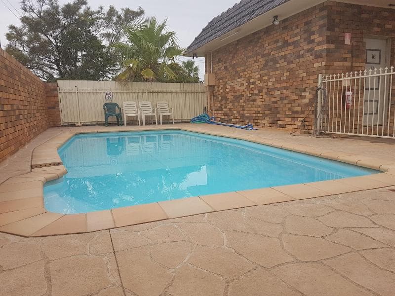 Acacia Motel main