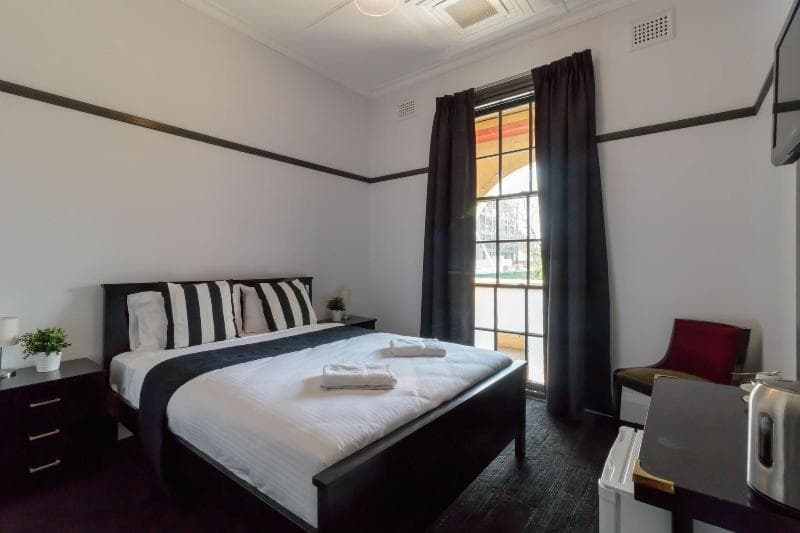Royal Hotel Ryde (Adults Only) 5