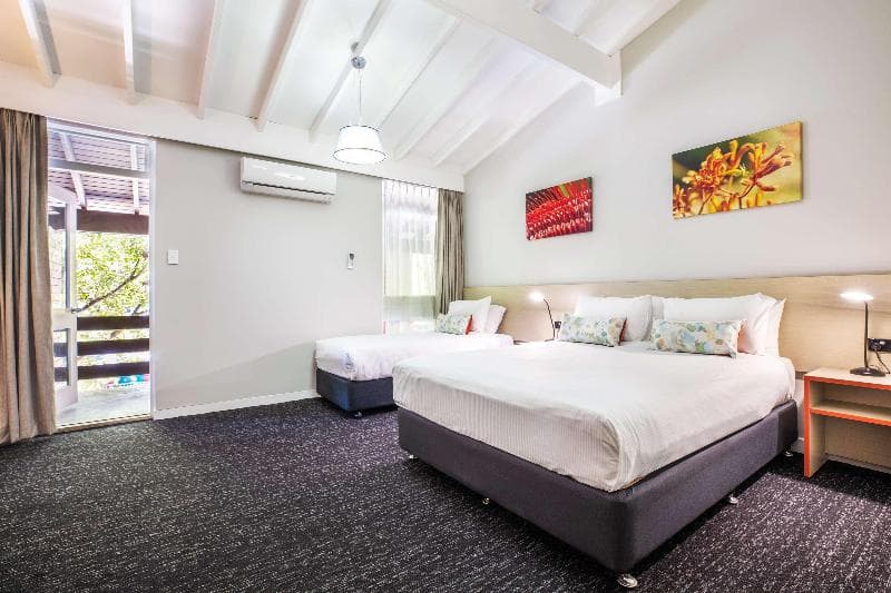 The Ranch Hotel 5