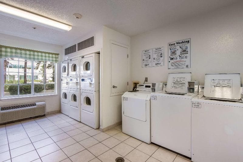 Studio 6 Ft Lauderdale - Coral Springs photo 1