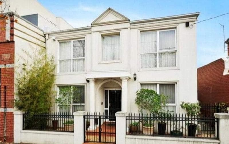 15 Charles Abbotsford Mansion - Hostel 3