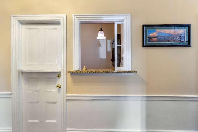 Essex Street Inn & Suites, Ascend Hotel Collection 5