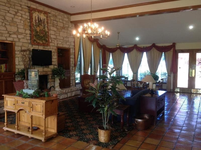 Country Hearth Inn Wharton 4