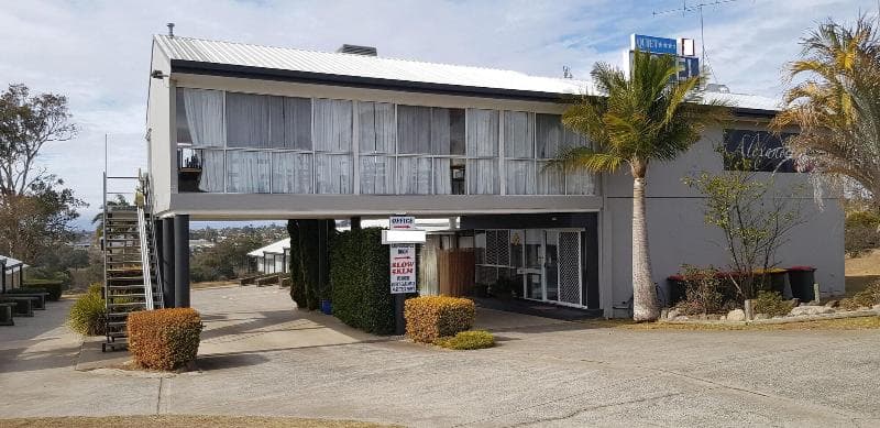 Alexander Motel 5