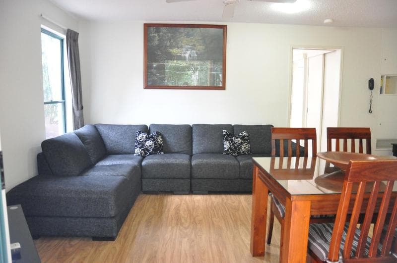 Chez Noosa Resort Motel 2