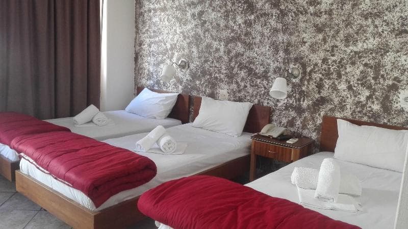Hotel Ionion 4