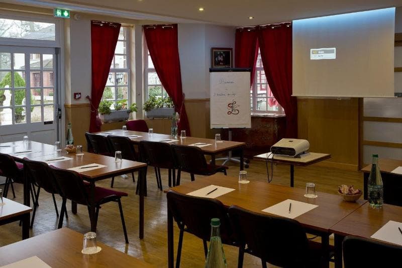 Hipotel Hostellerie Du Lys main