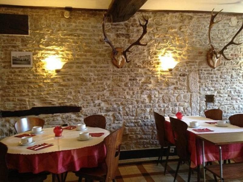 Hotel De La Pomme D'or 3