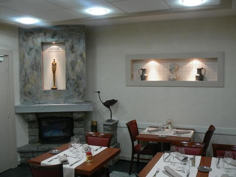 Les Chatelmines Restaurant Chez Gustave main