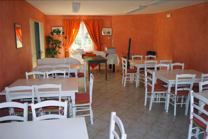Hôtel Restaurant Les Cavalets main