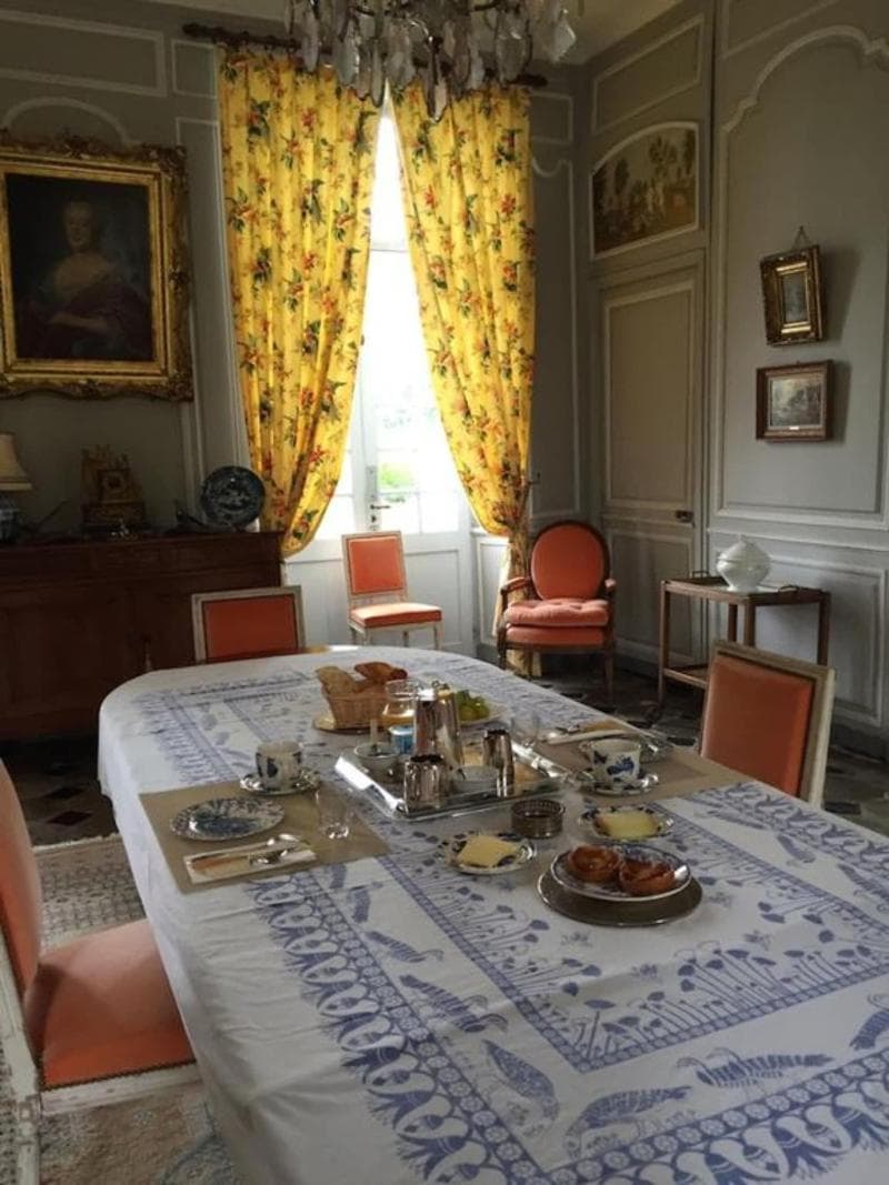 Chateau d'Asnieres en Bessin photo 1