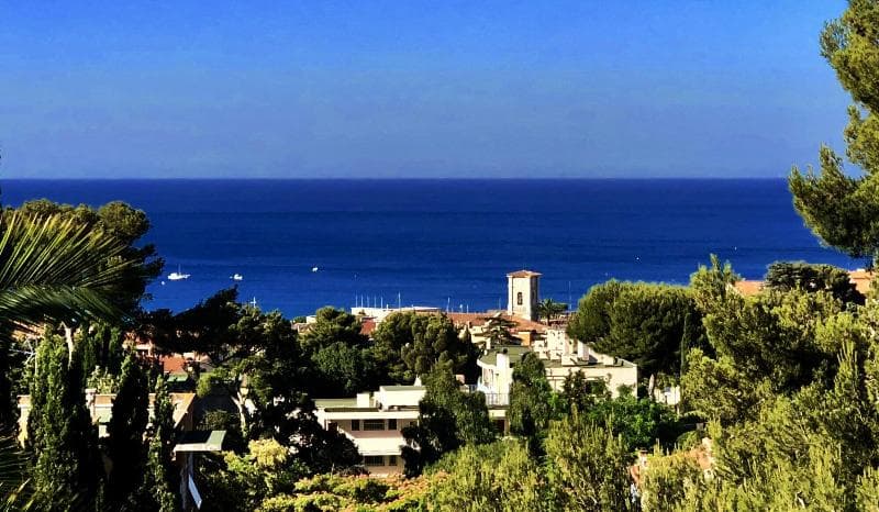 The Address Cassis 5