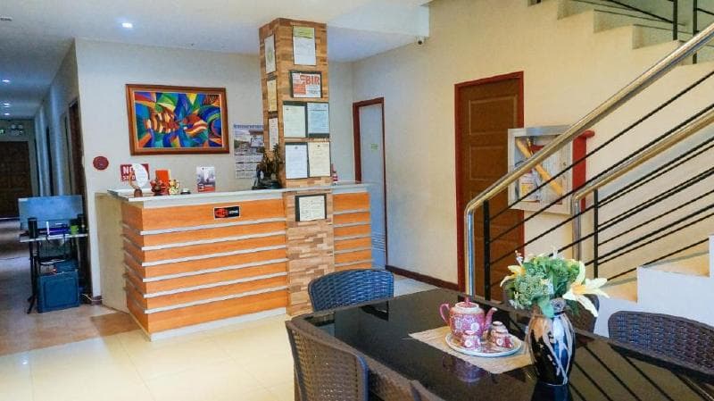 Reddoorz Near Talisay District Hospital 3