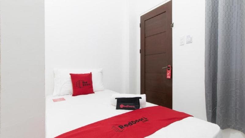 Reddoorz Near Liceo De Cagayan University Highschool (Adults Only) 3