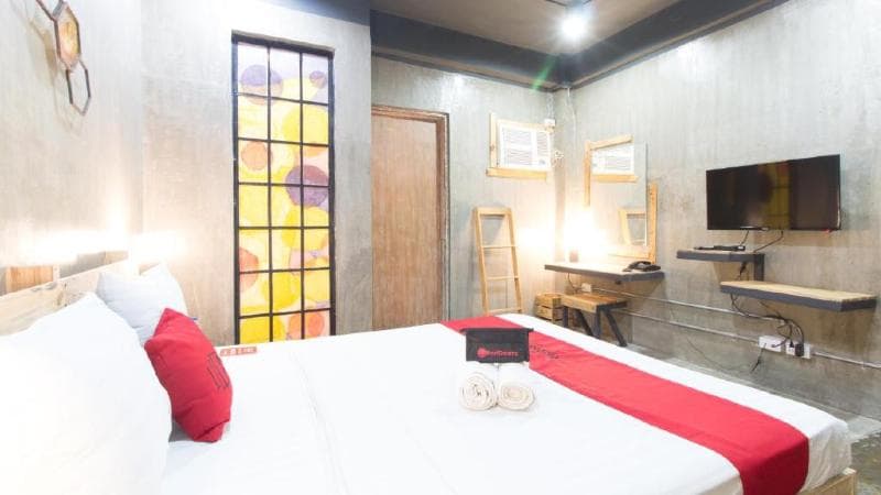 Reddoorz Plus @ Taft North Mandurriao 2