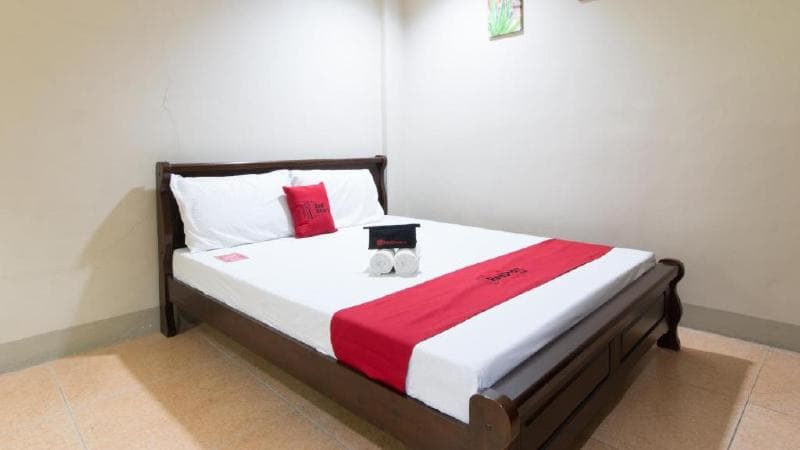 Reddoorz @ Teofila Lodge 2