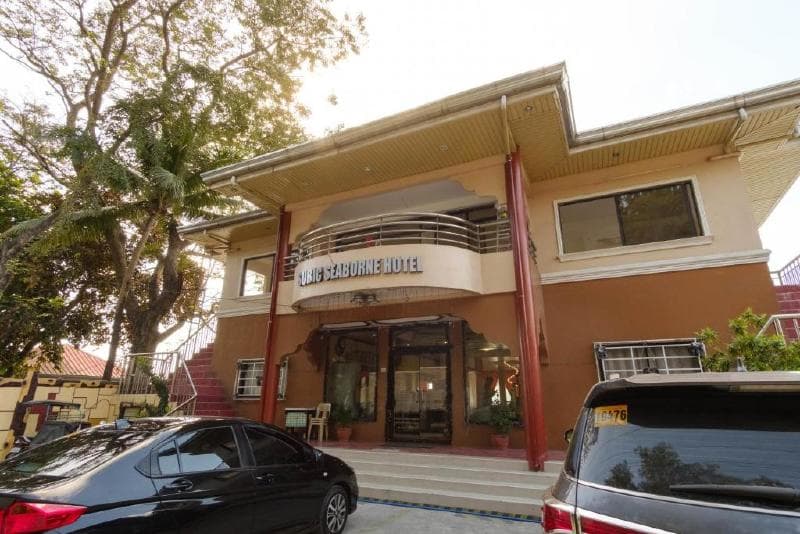 Reddoorz Plus @ Seaborne Hotel Subic Zambales 4