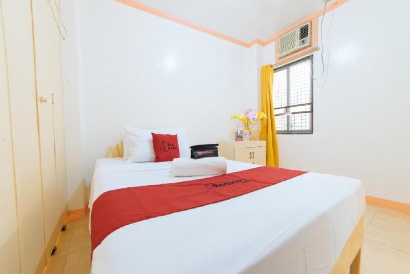 Reddoorz @ Q Abeto Street Mandurriao photo 1