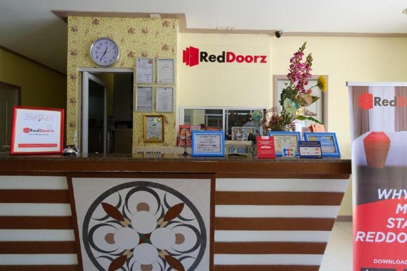 Reddoorz Plus @ Manalo Extension Palawan 3