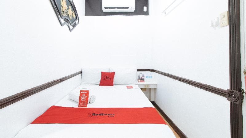 RedDoorz Plus @ Villa Gloria Taguig photo 1