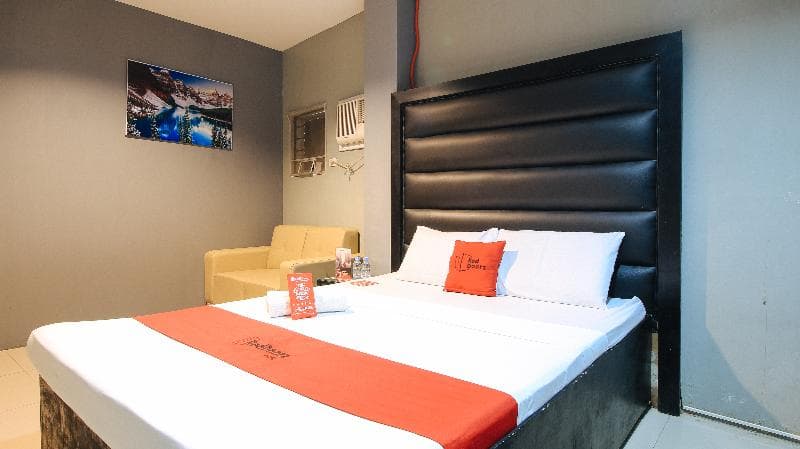 Reddoorz @ P Florentino Street Sampaloc Manila 2