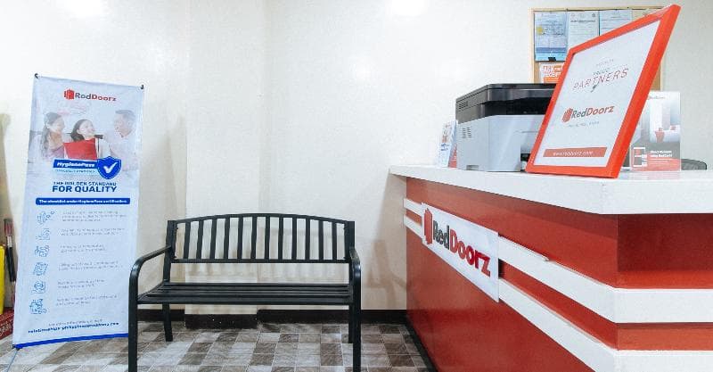 Reddoorz Plus Near Uptown Bgc Mall 2