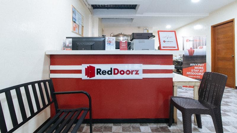 Reddoorz Plus Near Uptown Bgc Mall 5