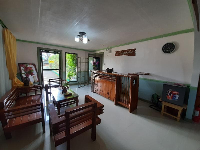 Reddoorz Plus Near Bangui Windmills 4