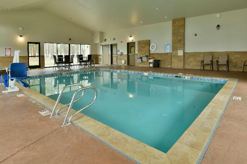 GrandStay Hotel & Suites 5