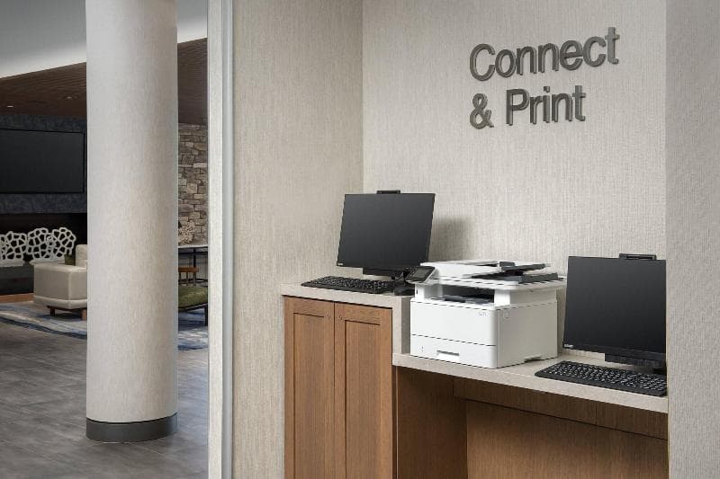 Fairfield Inn & Suites By Marriott Santa Rosa Rohnert Park 4