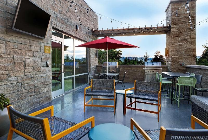 Home2 Suites by Hilton Asheville Airport 4