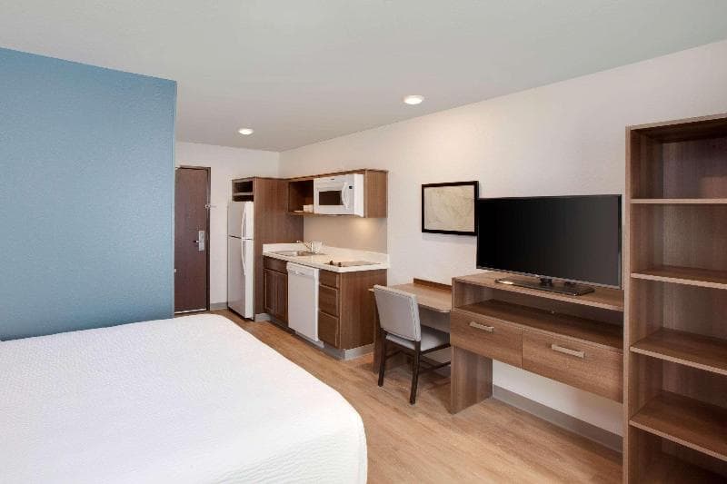 Woodspring Suites Houston Northwest photo 1