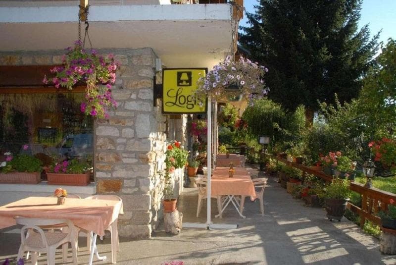 Hotel Restaurant Le Grillon 4