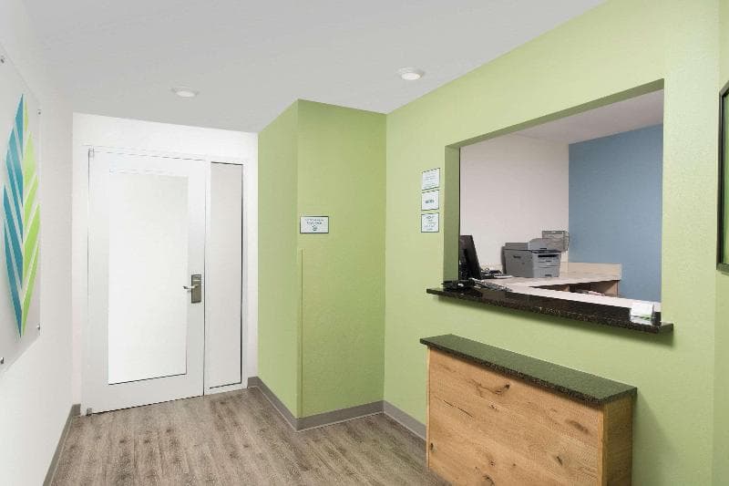 Woodspring Suites Orlando International Drive 4